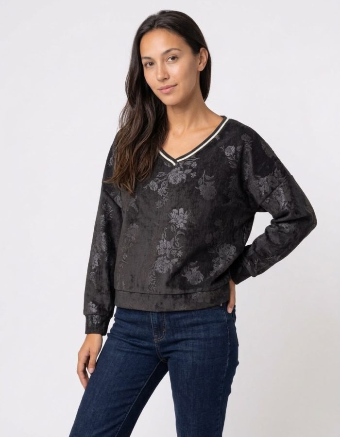 Ladies Floral Jacquard V-Neck Top – Slouchy Italian Jumper